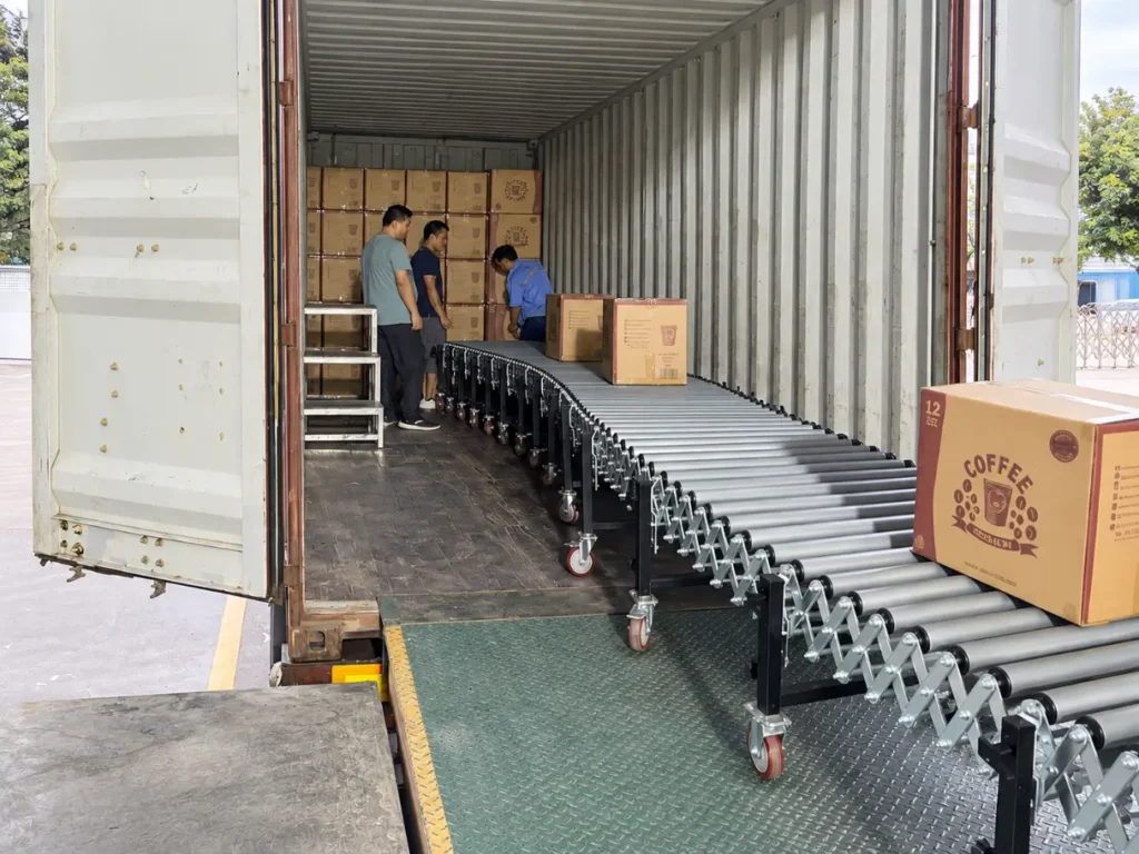 Extendable Roller Conveyor for Carton Transfer and Container Loading2